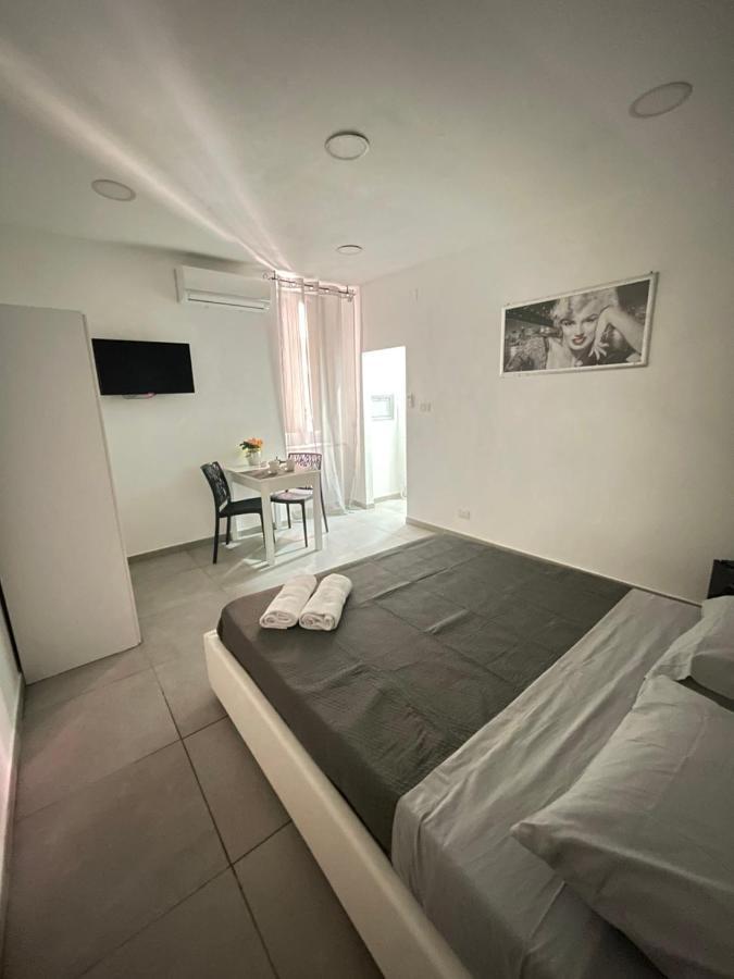 شقة House Nunu نابولي المظهر الخارجي الصورة